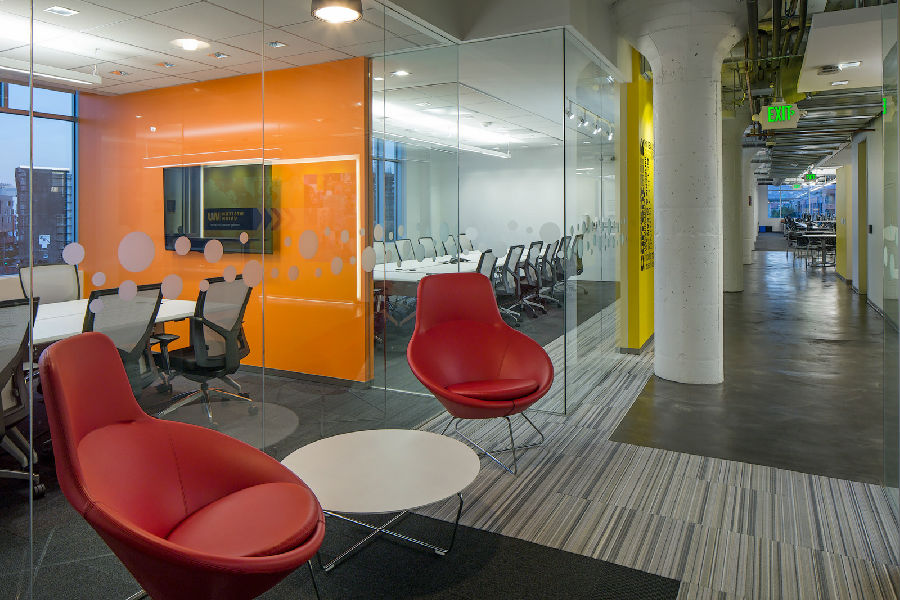 辦公室裝修設計如何打造空間整體感？
